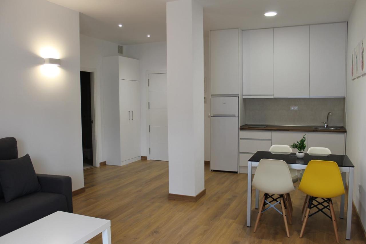 Apartamentos La Luna La Solana Luaran gambar